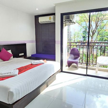 Hotel D C Patong Exteriér fotografie