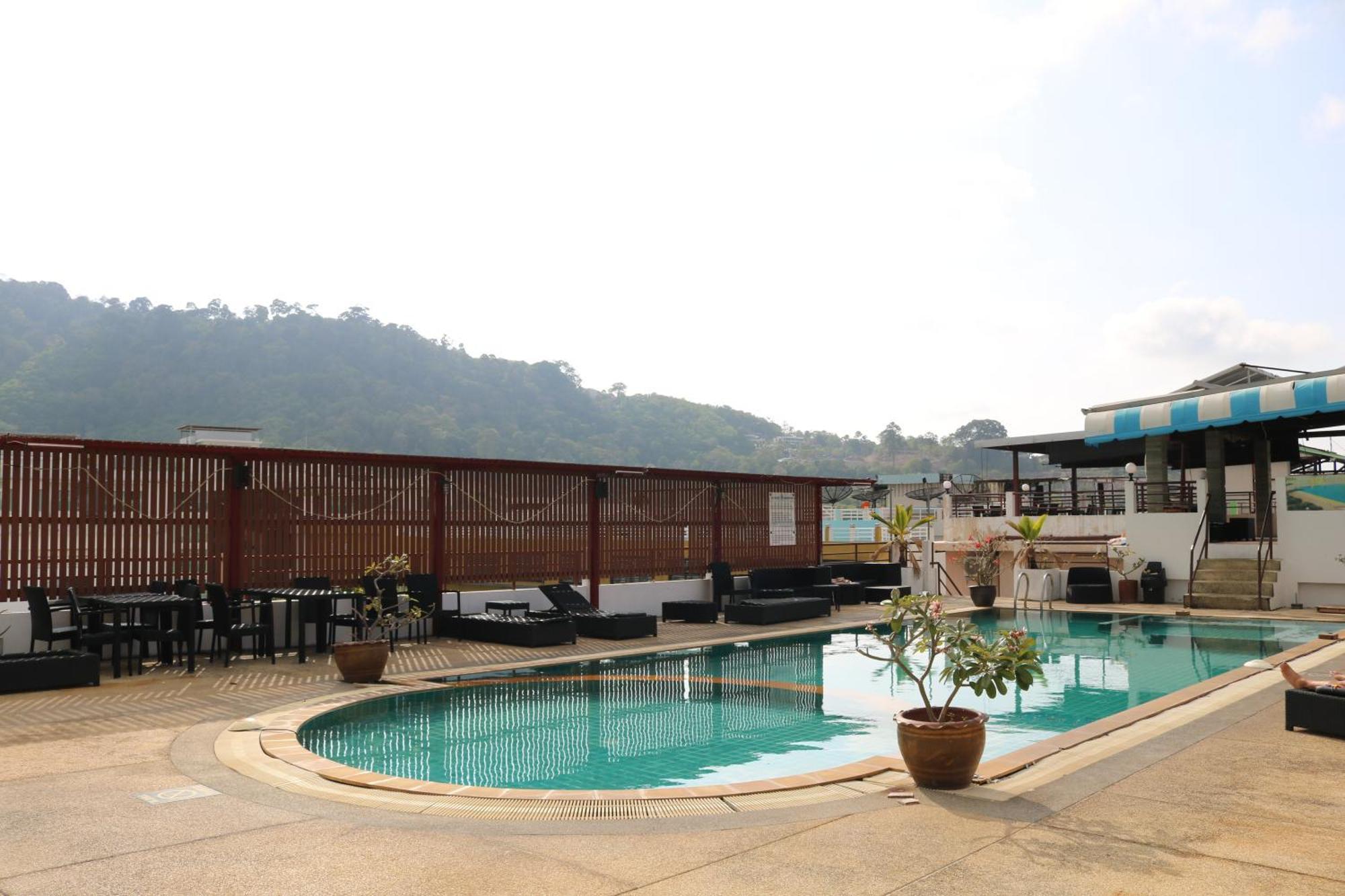 Hotel D C Patong Exteriér fotografie
